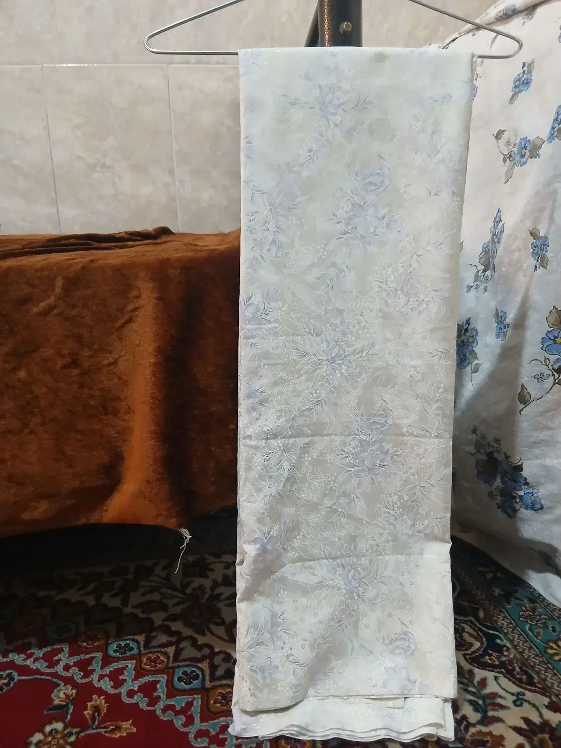 چادررنگی|لباس|قم, انسجام|دیوار