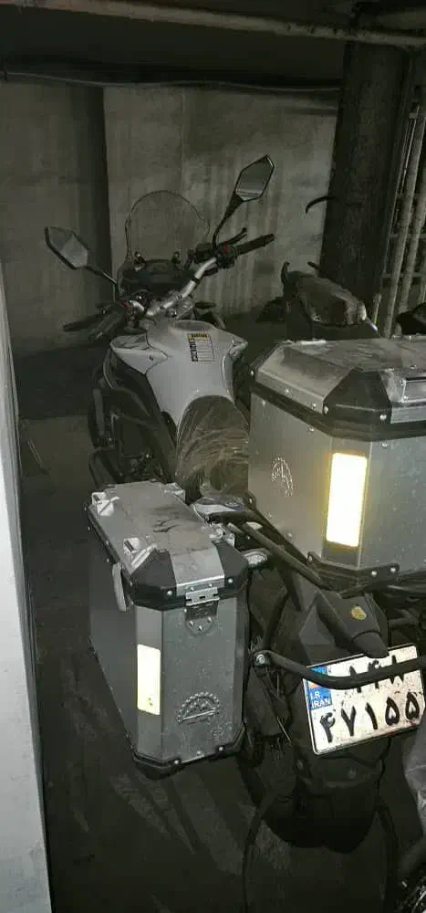 ادونچر ۲۵۰ سی سی|موتورسیکلت|تهران, فلسطین (میدان انقلاب)|دیوار