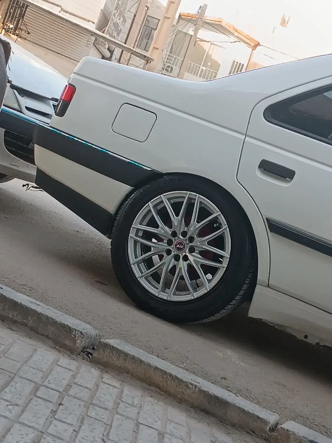 رینگ و لاستیک۱۶|قطعات یدکی و لوازم جانبی|قصرشیرین, |دیوار