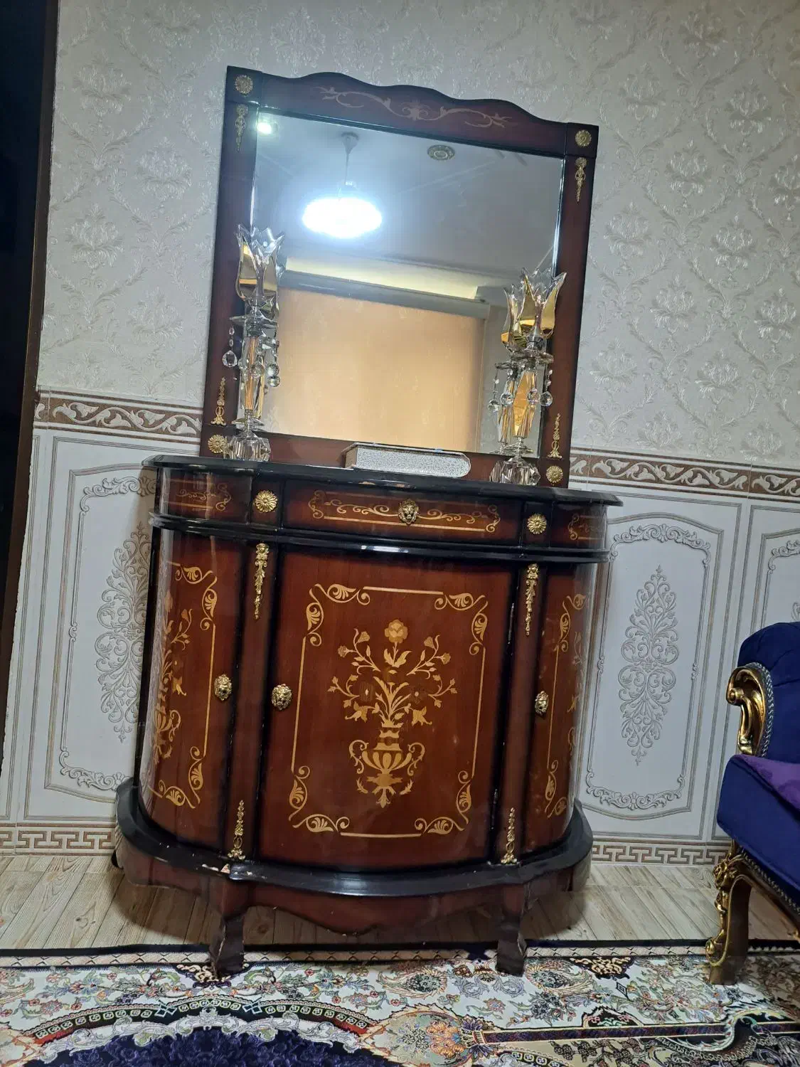 اینه کنسول در حد نو|بوفه، ویترین، کنسول|گلستان (تهران), |دیوار