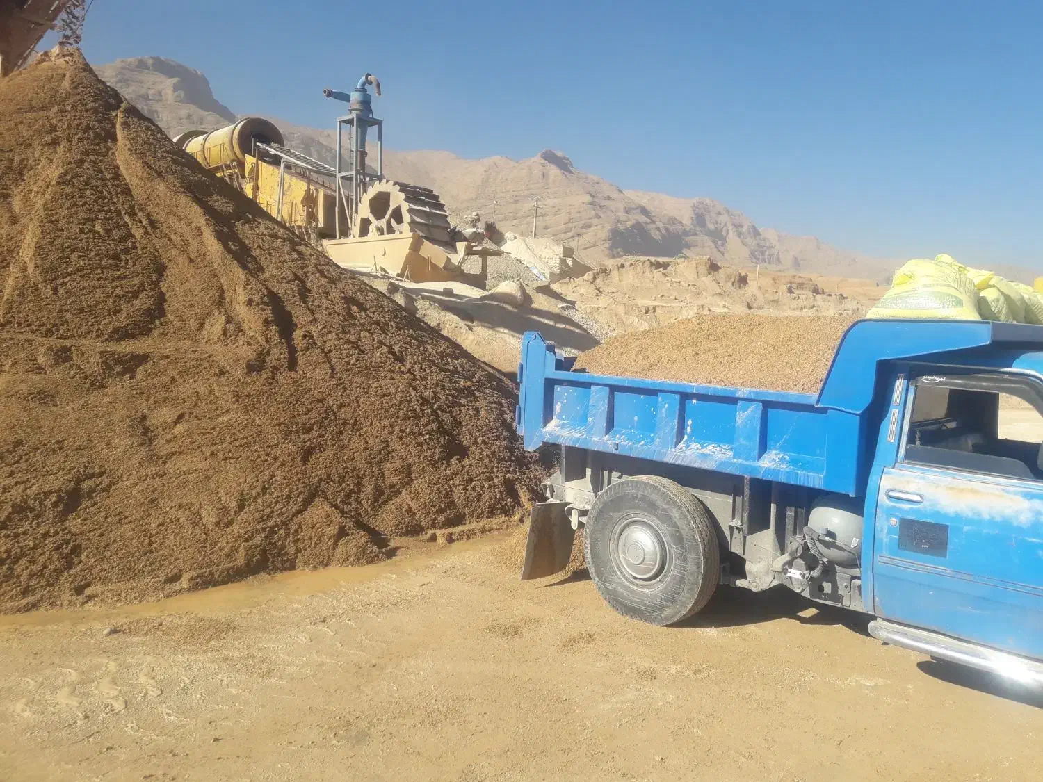 حمل وکنترات نخاله ومصالح ساختمانی در کمترین زمان|خدمات حمل و نقل|شیراز, طلاب|دیوار