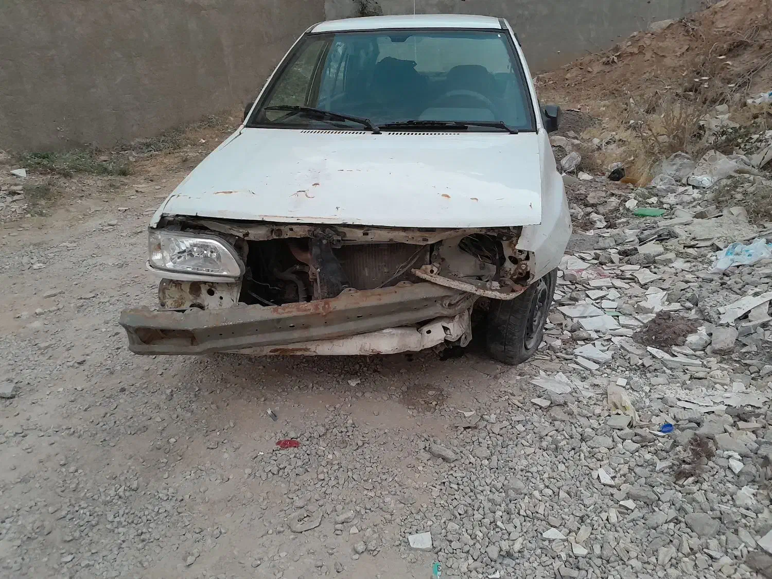 تصادفی|خودرو سواری و وانت|شهرکرد, |دیوار