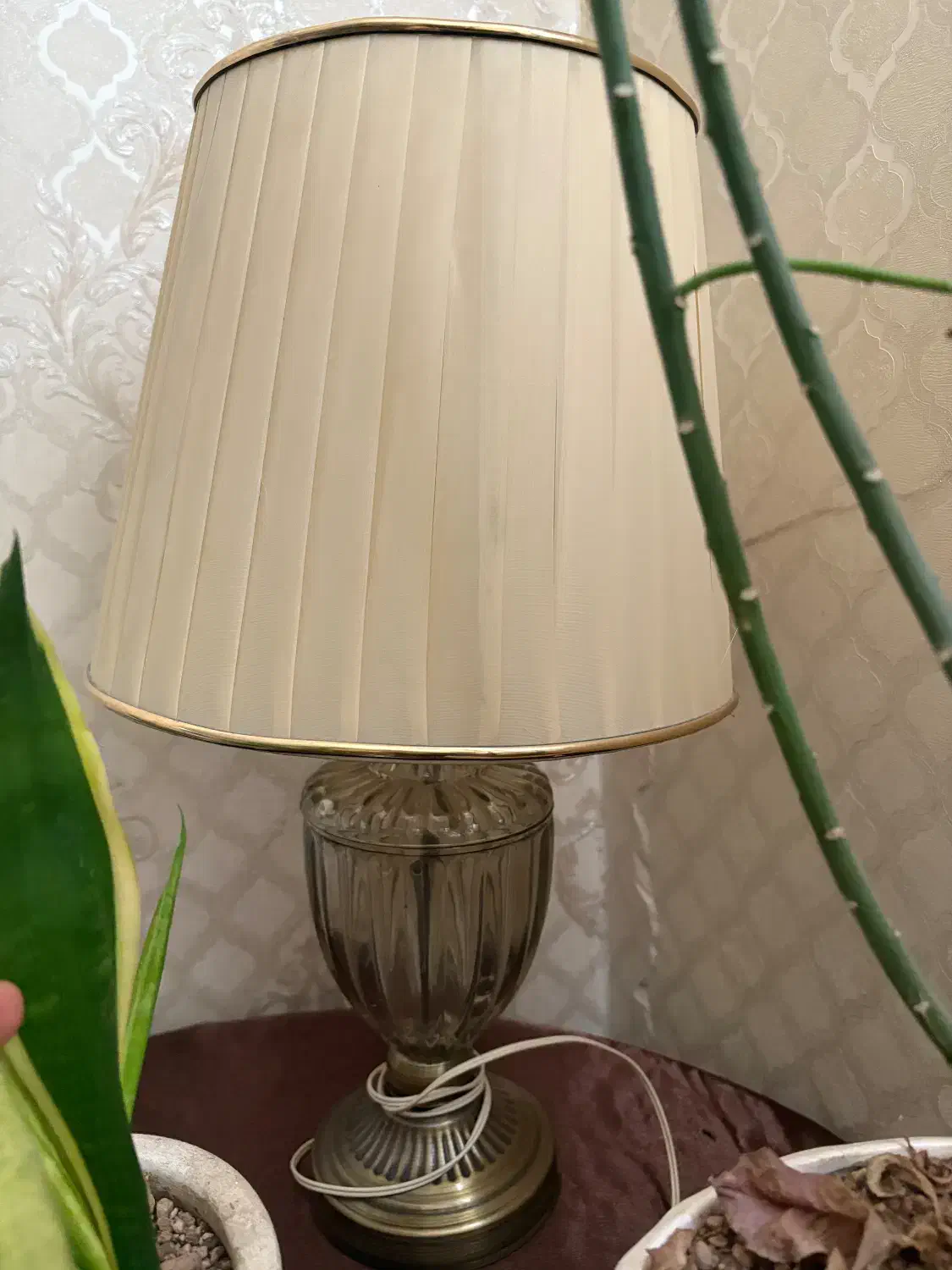 اباژور کلاسیک|چراغ خواب و آباژور|قرچک, مهدیه|دیوار