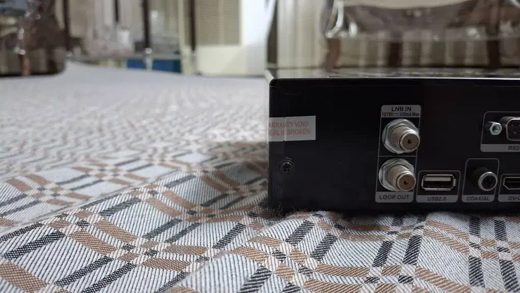 گیرنده دیجیتال|صوتی و تصویری|بروجرد, |دیوار