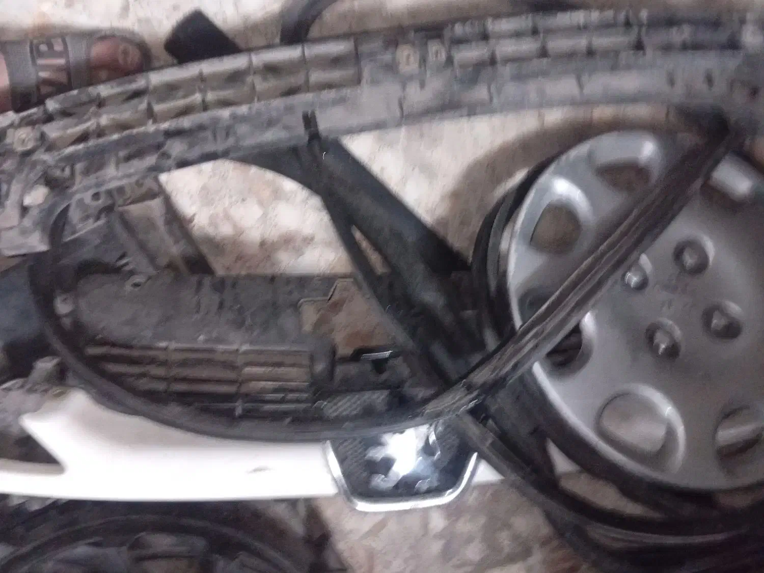 لوازم بدنه ۲۰۶ و پارس|قطعات یدکی و لوازم جانبی|اهواز, زوویه ۲|دیوار