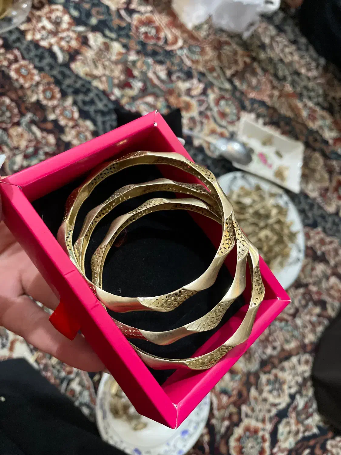 النگوطلاروس فیوژن|جواهرات|تربتحیدریه, حسنی بالا|دیوار