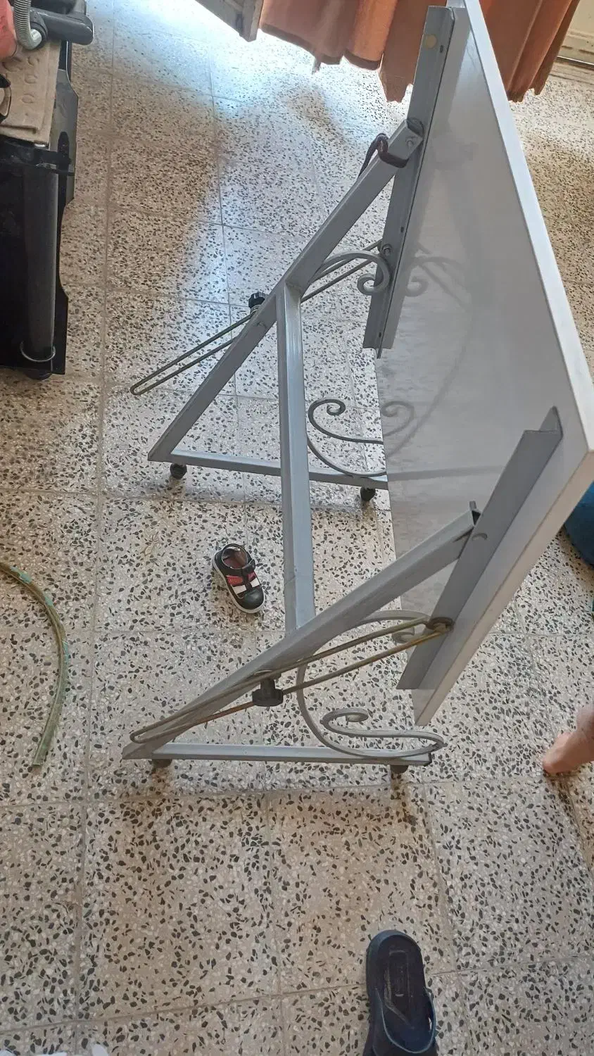 میز طراحی و برش والگو کشی متحرک|میز تحریر و کامپیوتر|ابریشم, |دیوار