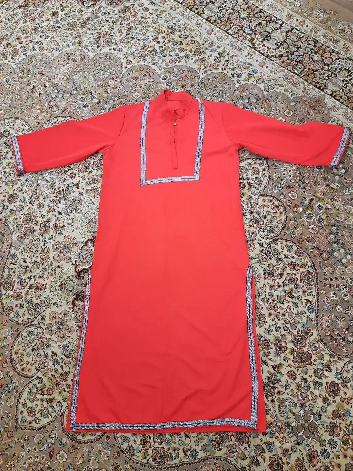 لباس تعزیه|لباس|قم, انصار‌الحسین|دیوار