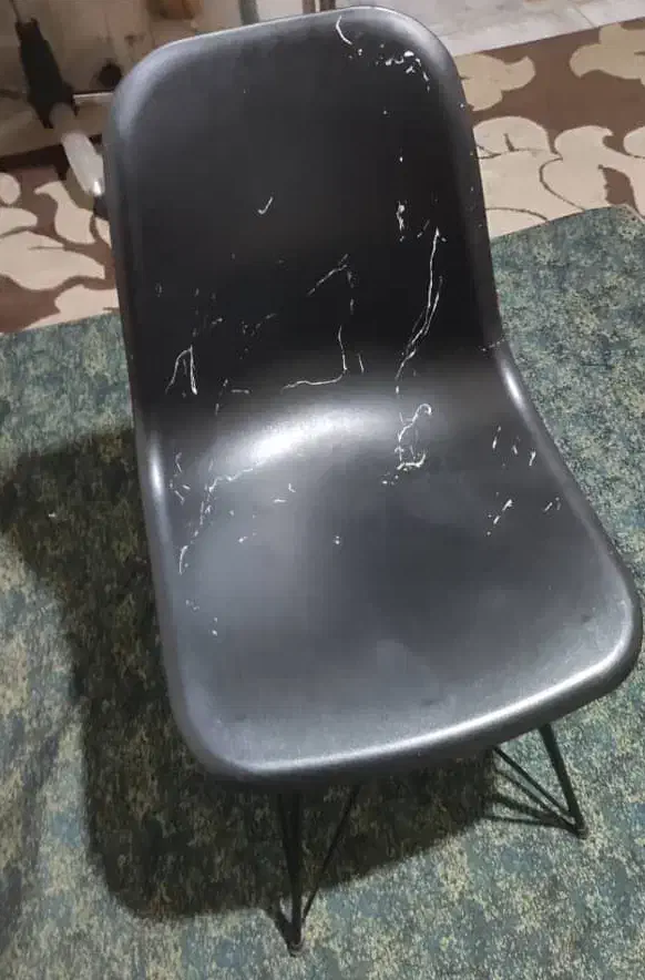 میز و صندلی ناخن|آرایشگاه و سالن‌های زیبایی|بندرعباس, |دیوار