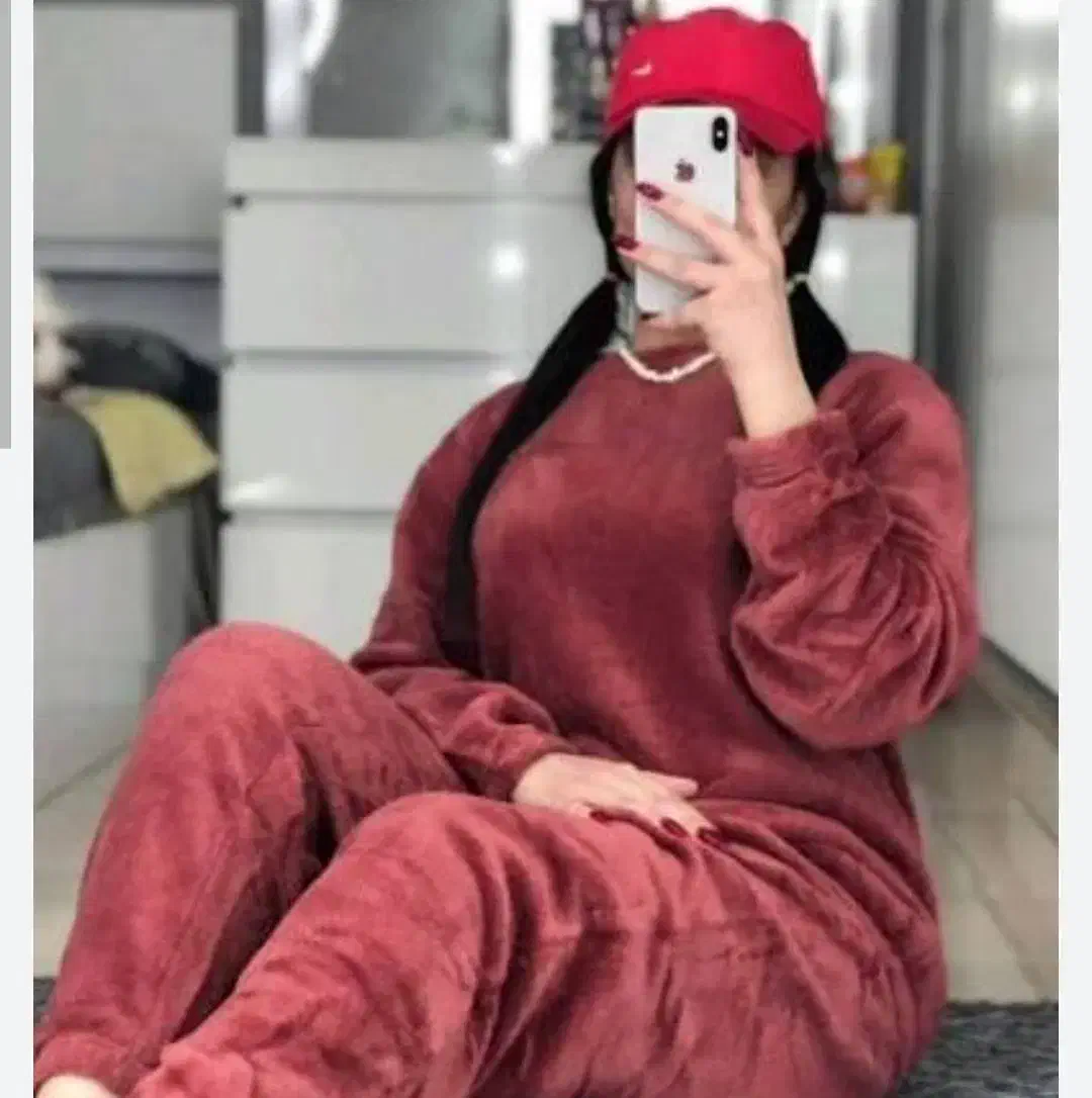 ست زمستانه و پایزه مخمل قیمت۶۷۵|لباس|باشت, |دیوار