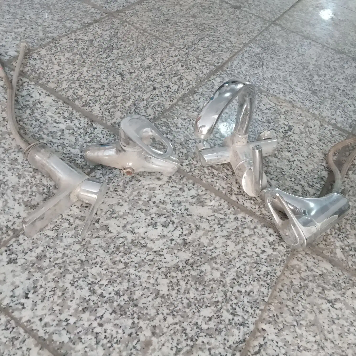 شیر سرویس|لوازم سرویس بهداشتی|تهران, شهرک هما|دیوار