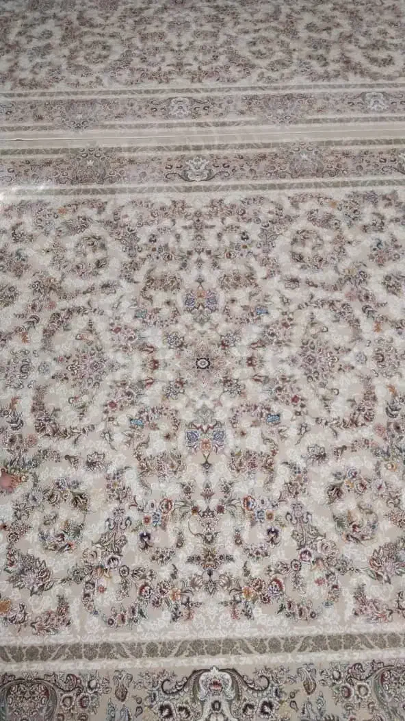 فرش۱۲۰۰شانه نقش برجسته|فرش|فیروزآباد (فارس), |دیوار