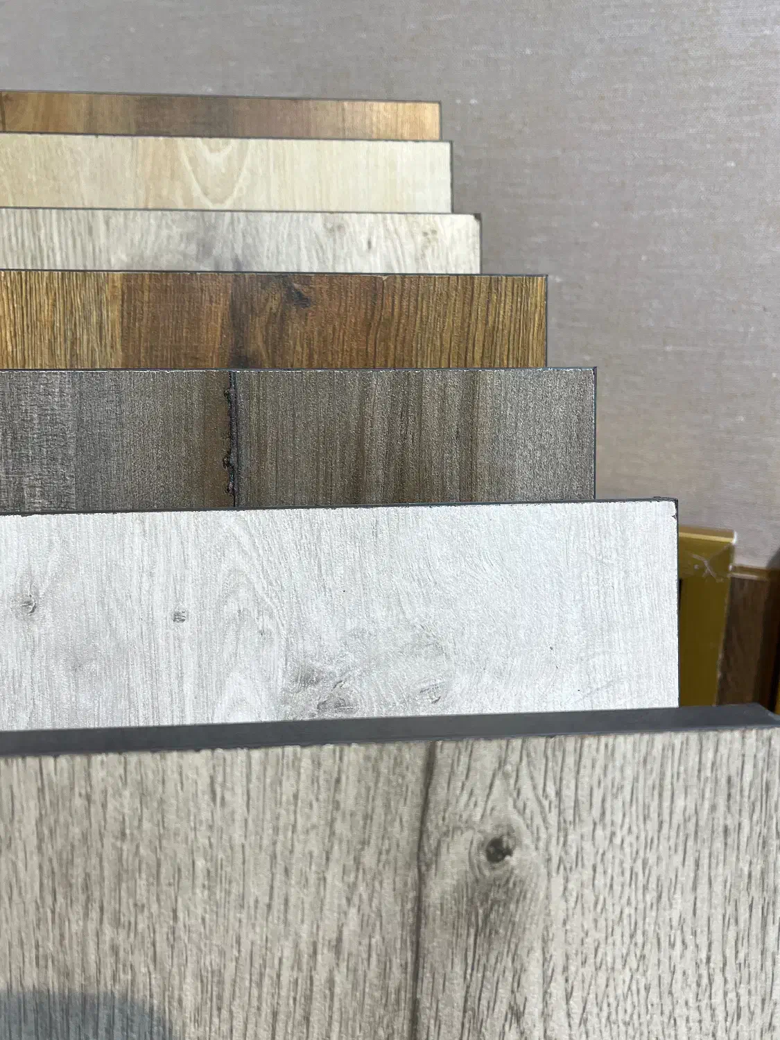 فروش و نصب انواع پارکت با قیمت عالی|خدمات پیشه و مهارت|رشت, سعدی (تختی)|دیوار