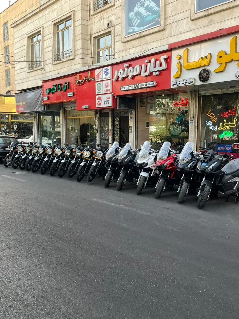 کی ال دی  طرح ای دی وی ام ایکس راکز انمکس لاکی|موتورسیکلت|تهران, ائمه اطهار|دیوار