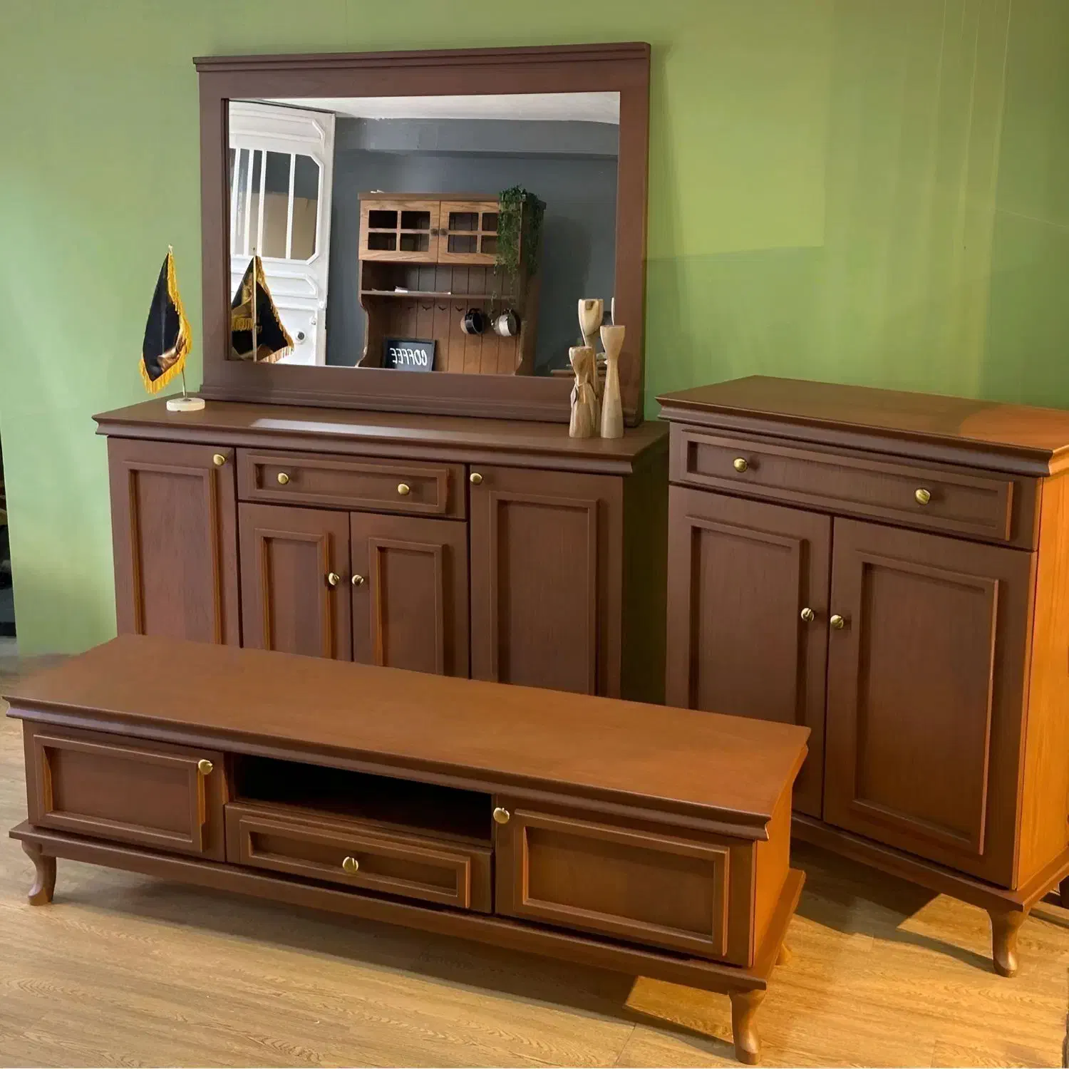 اینه کنسول و میزtv|بوفه، ویترین، کنسول|چهاردانگه (تهران), |دیوار