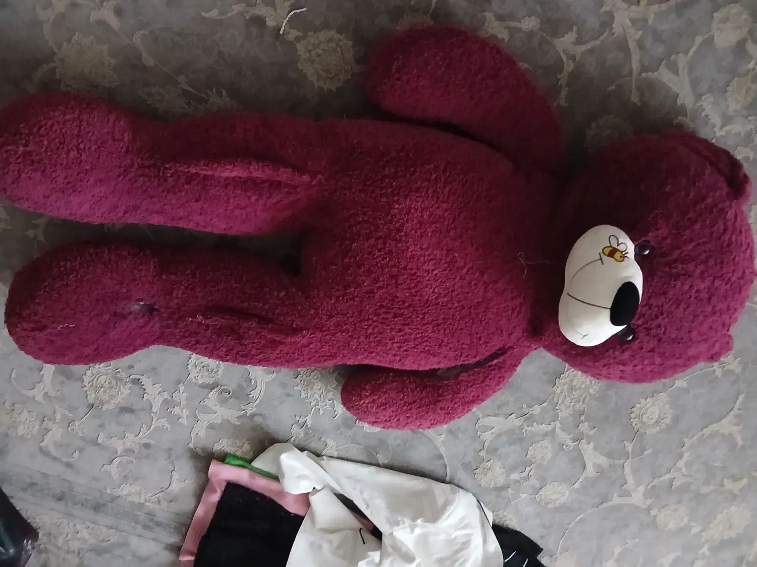 خرس بنفش|اسباب‌بازی بچه|پرند, فاز ۶|دیوار