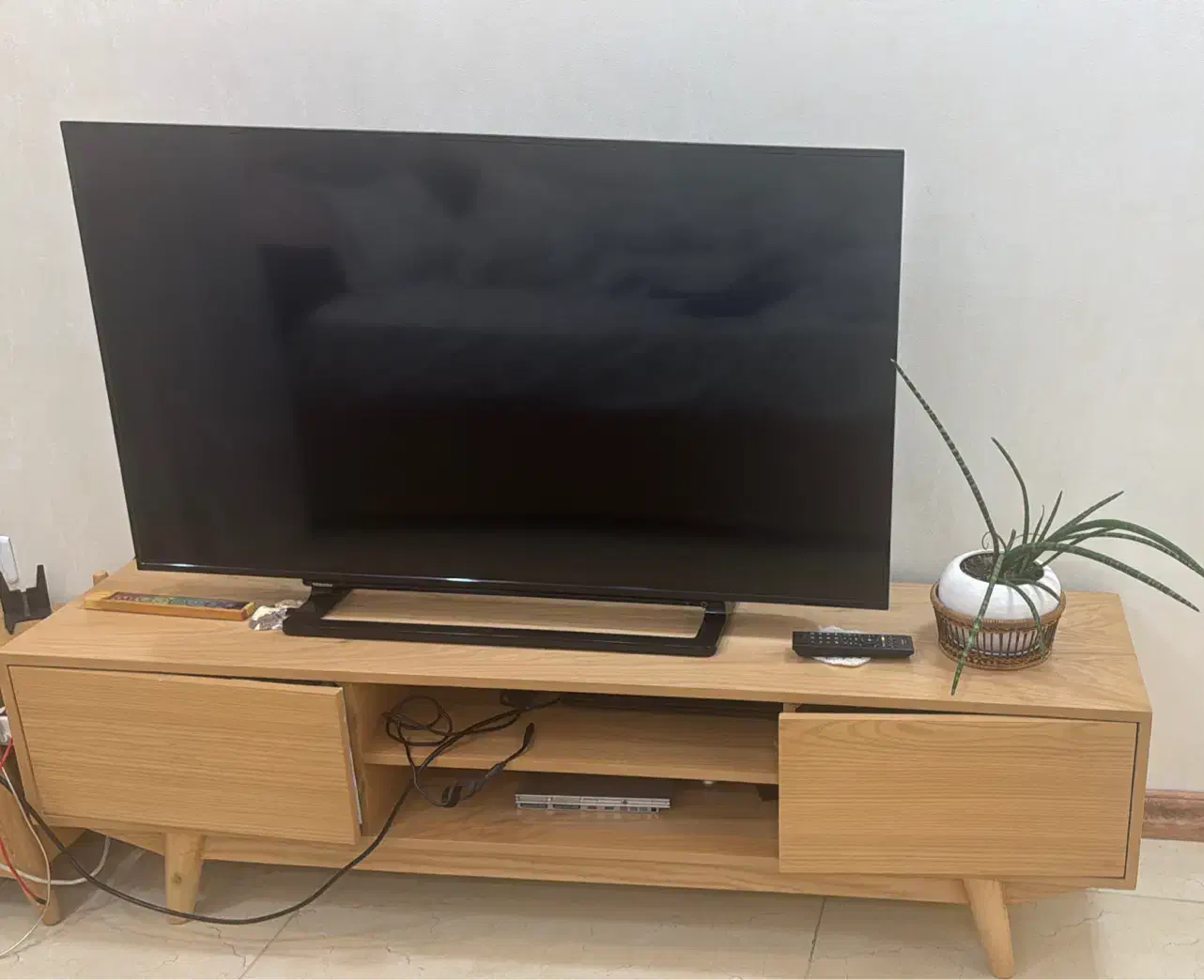 تلویزیون ۵۰ اینچ توشیبا|تلویزیون و پروژکتور|شیراز, تاچارا|دیوار