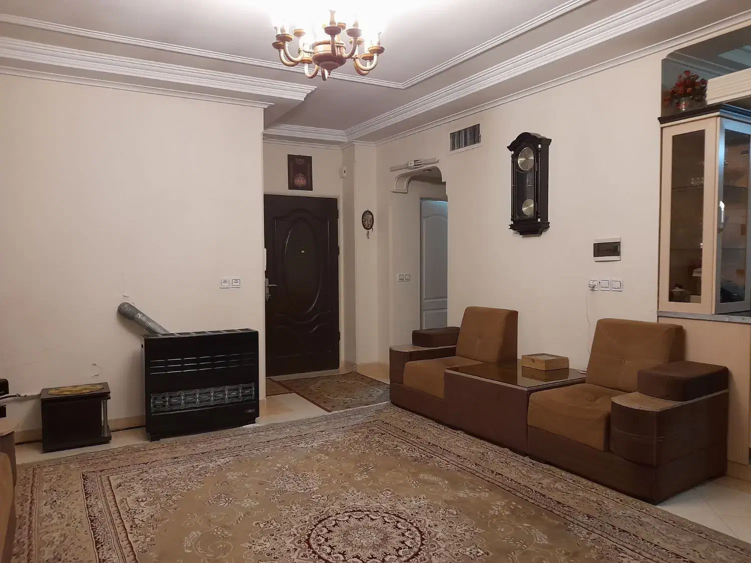 مبل راحتی ۹نفره|مبلمان خانگی و میز عسلی|ری, منصوریه منگل|دیوار