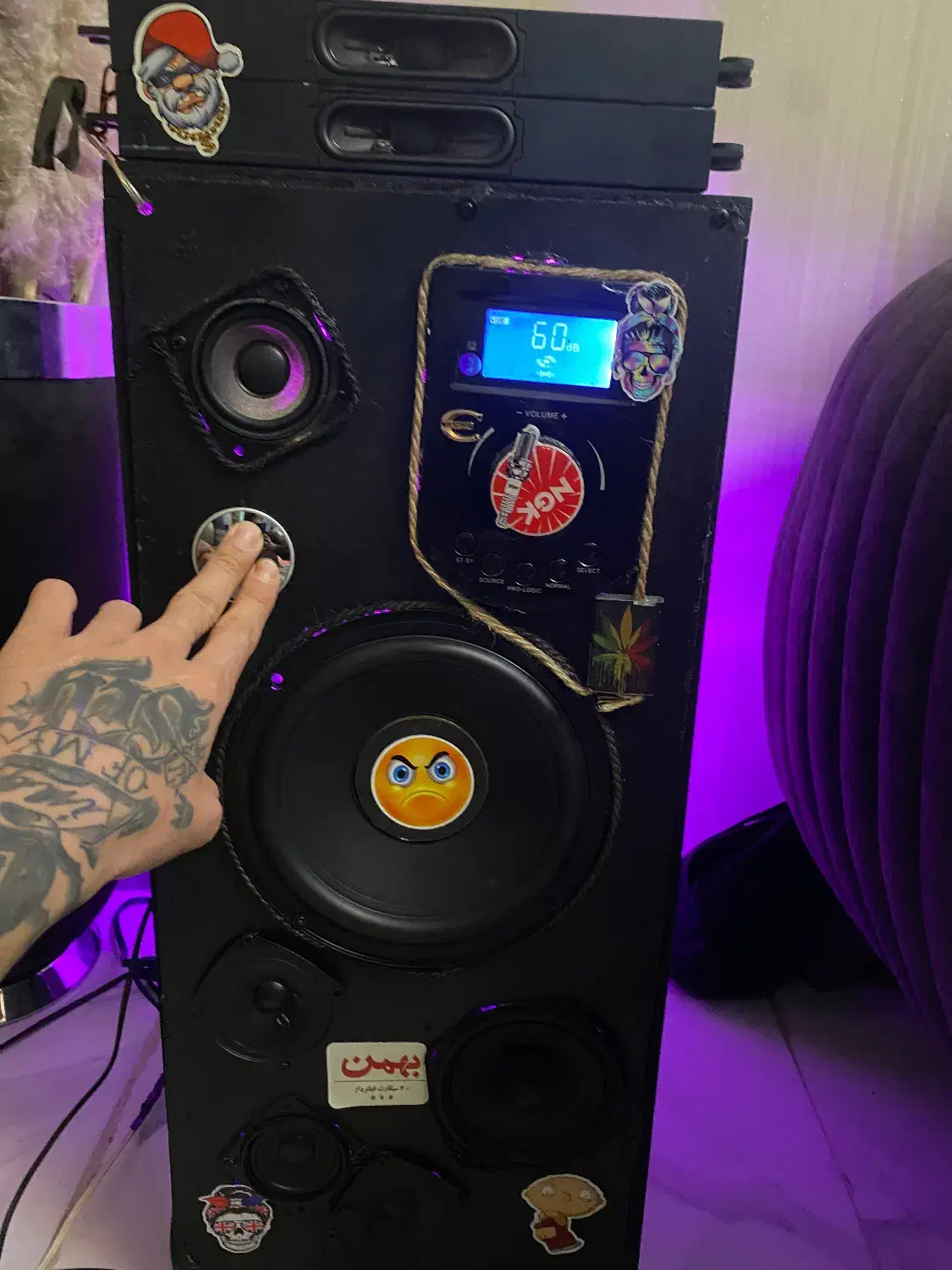 اسپیکر|سیستم صوتی خانگی|اندیشه, اندیشه فاز ۲|دیوار