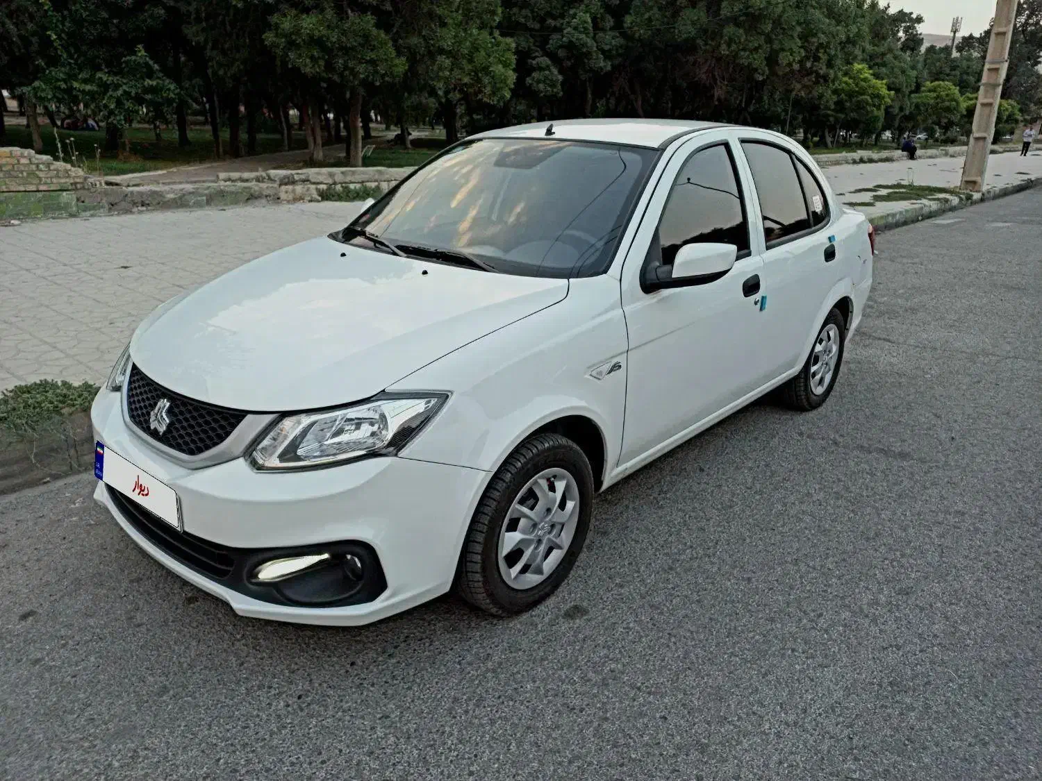 ساینا اس ۸۵ گانه ۱۴۰۳ در حد خشک فول|خودرو سواری و وانت|اسلامآباد غرب, |دیوار