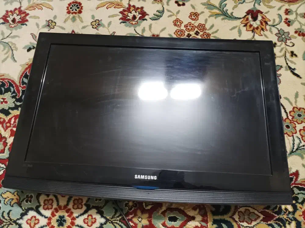 تلویزیون سامسونگ ۳۲ اینچ ال سی دی|تلویزیون و پروژکتور|تهران, اوقاف|دیوار