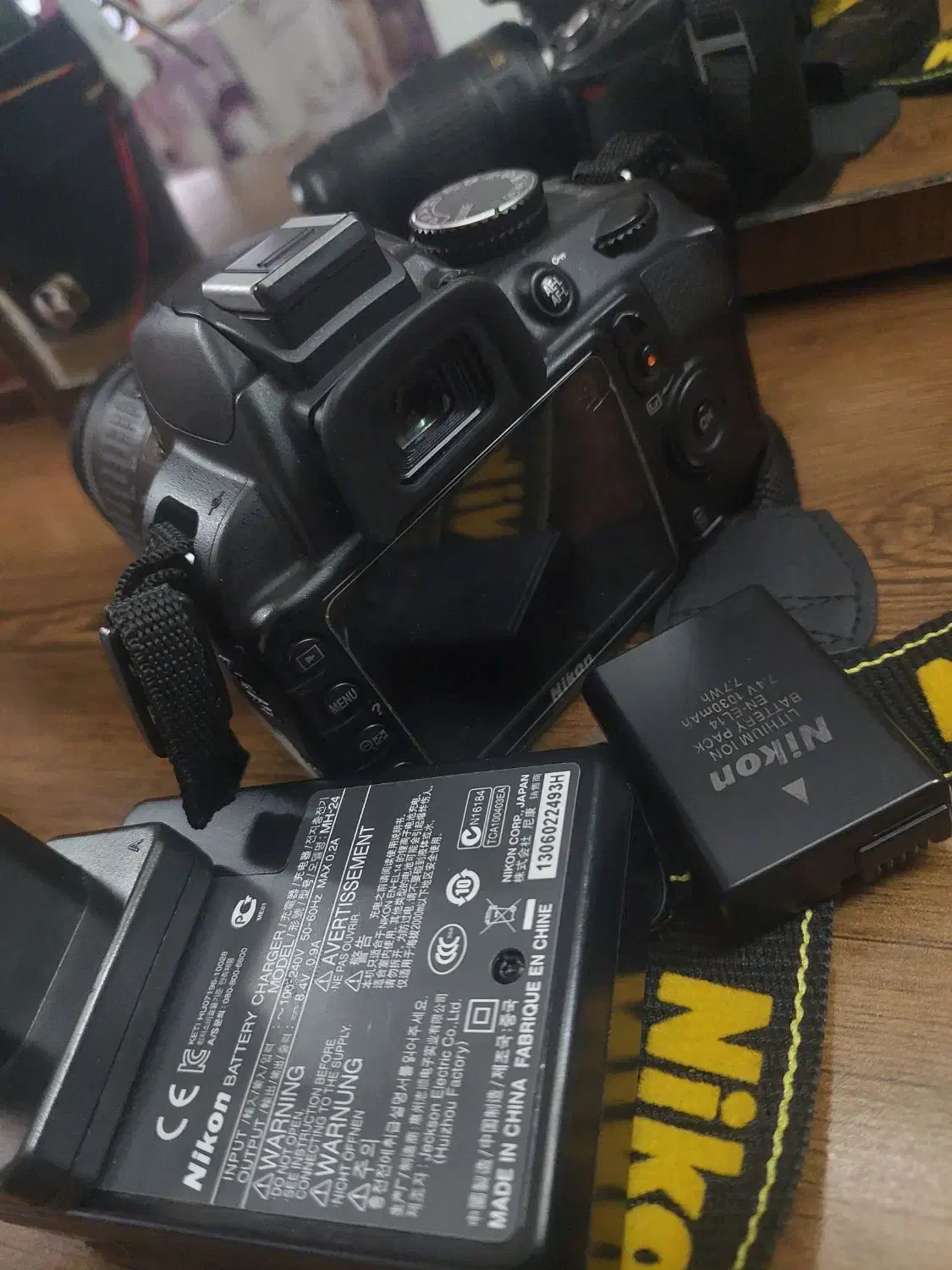 دوربین عکاسی|دوربین عکاسی و فیلم‌برداری|تالش, هشتپر|دیوار