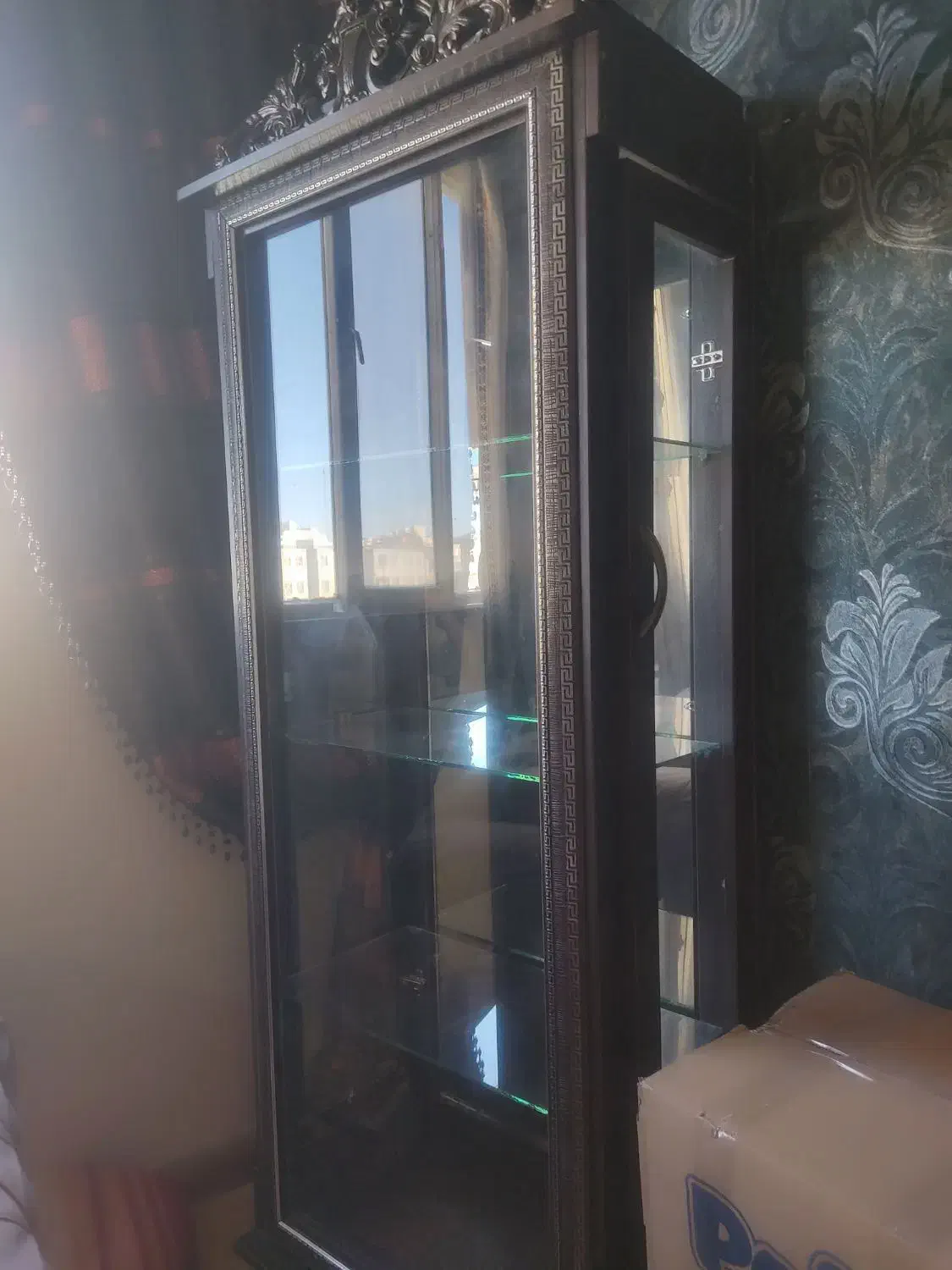 بوفه چوبی تاج دار|بوفه، ویترین، کنسول|زنجان, |دیوار