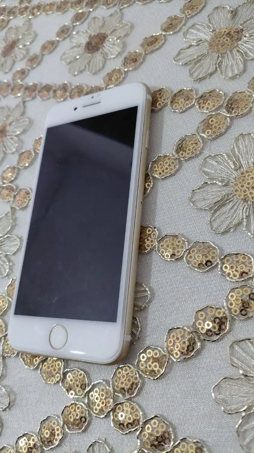 آیفون ۷ حافظه ۱۲۸ گیگ(طلایی)|موبایل|کرمانشاه, |دیوار