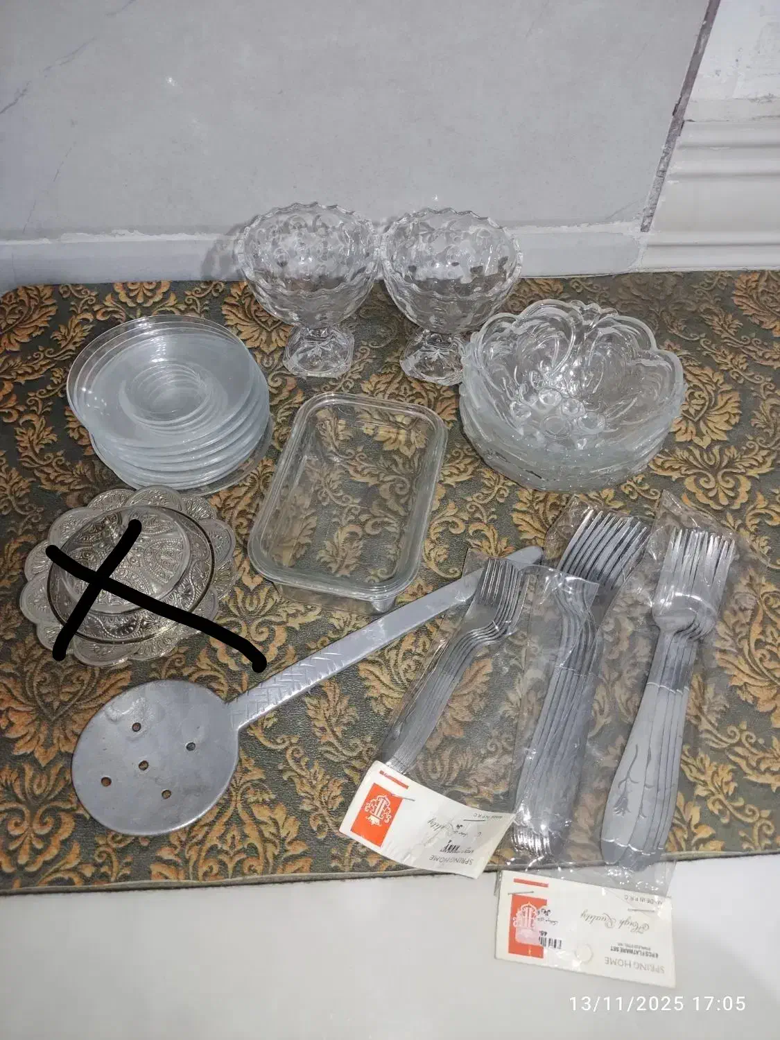 آرکوپال و ظروف قدیمی|ظروف سرو و پذیرایی|شیراز, کرونی(خاتونک)|دیوار