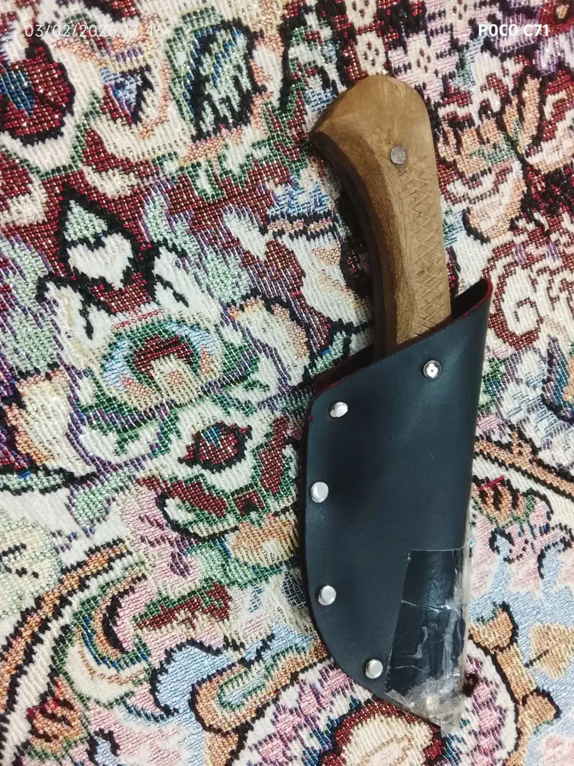 چاقو|کلکسیون اشیاء عتیقه|مریوان, |دیوار