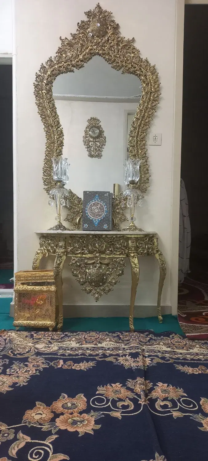 اینه وشمعدان|آینه|تهران, بهمن یار|دیوار