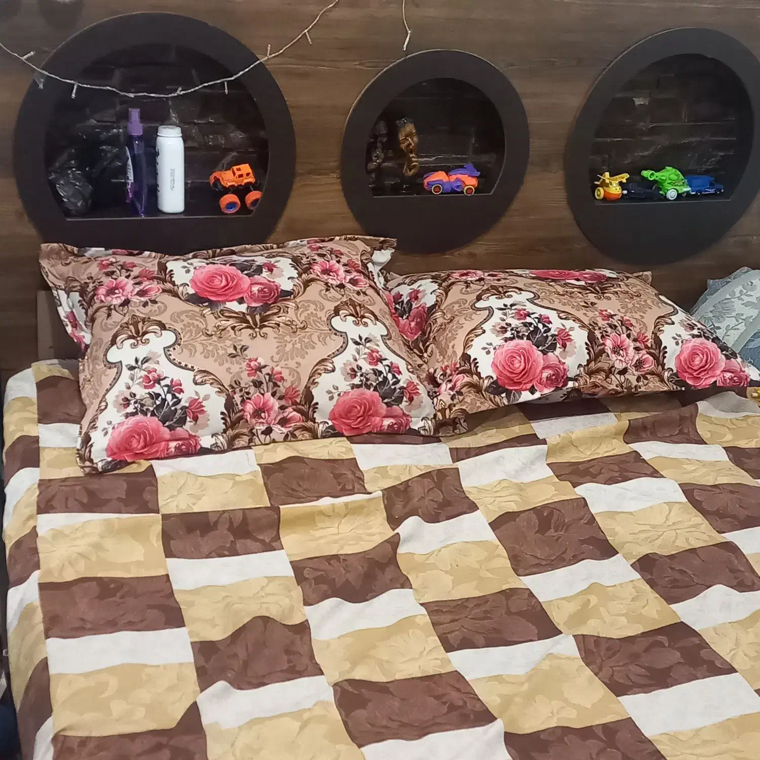 یک عدد تخت خواب فروش فوری|تخت و سرویس خواب|محمدیه-قزوین, |دیوار