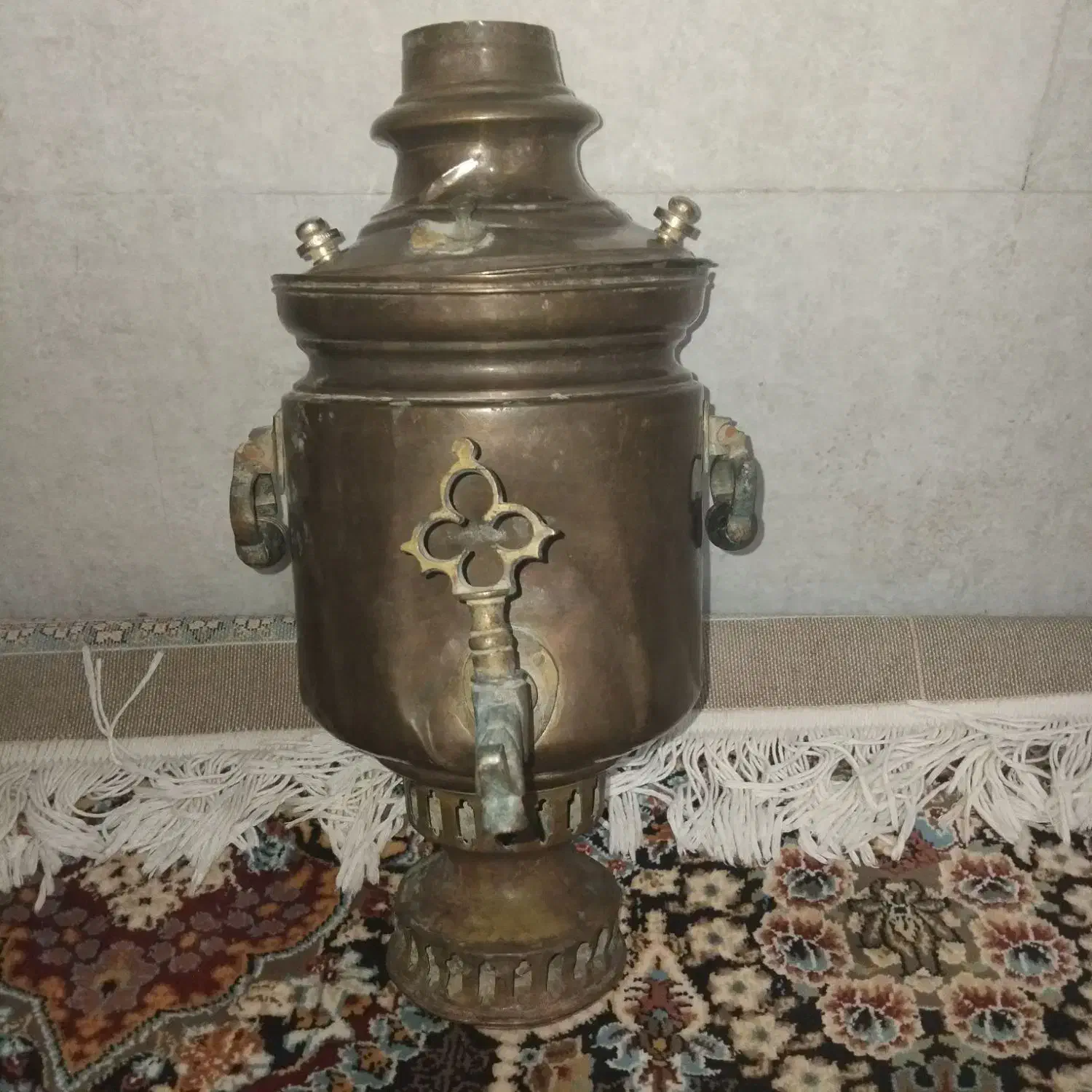 سماور  زغالی کلکسیونی روسی|کلکسیون اشیاء عتیقه|شیراز, سهل‌آباد|دیوار