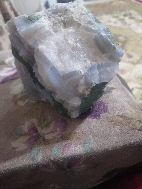 سنگ عقیق سلیمانی|کلکسیون اشیاء عتیقه|تربتحیدریه, باغ سلطانی|دیوار