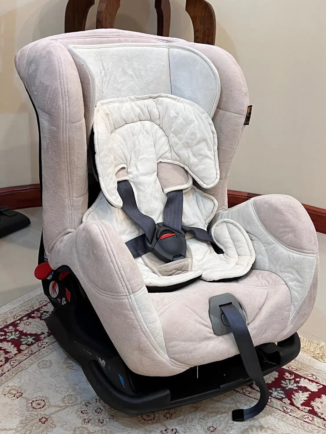 صندلی ماشین|تخت و صندلی بچه|کرج, مطهری|دیوار