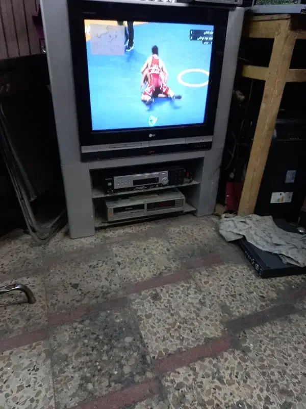 تلویزیون ال جی دارای ویدئو|تلویزیون و پروژکتور|تبریز, |دیوار