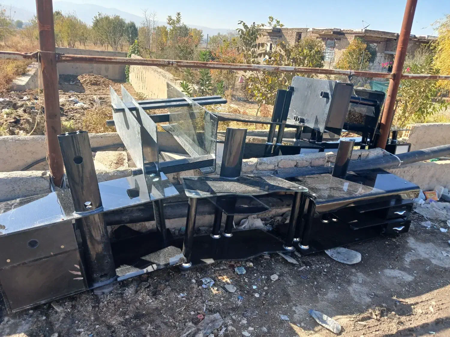 ضایعات شیشه خریدارم|خدمات پیشه و مهارت|خرم‌آباد, |دیوار