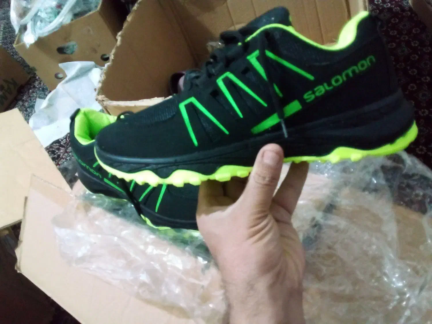 کفش اسپورت|کیف، کفش، کمربند|مریوان, |دیوار