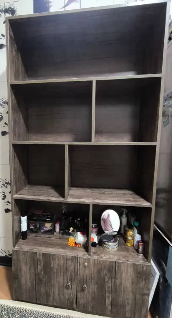 فروشی|کتابخانه، شلف، قفسه‌های دیواری|کرج, گوهردشت|دیوار