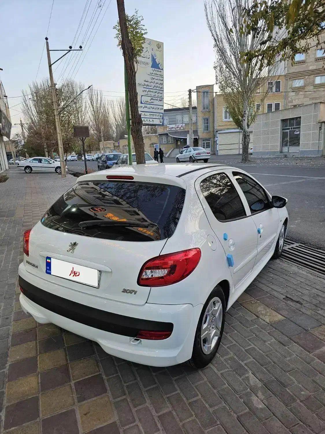 ۲۰۷مدل ۹۸ بدون رنگ|خودرو سواری و وانت|خسروشاه, |دیوار