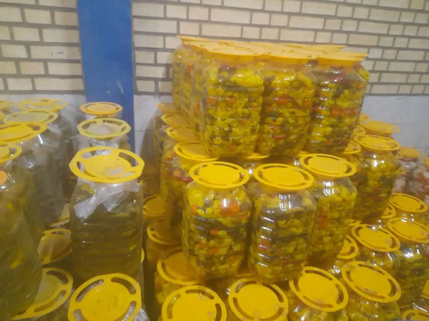 انواع ترشیجات وسرکه|خوردنی و آشامیدنی|قم, کلهری|دیوار