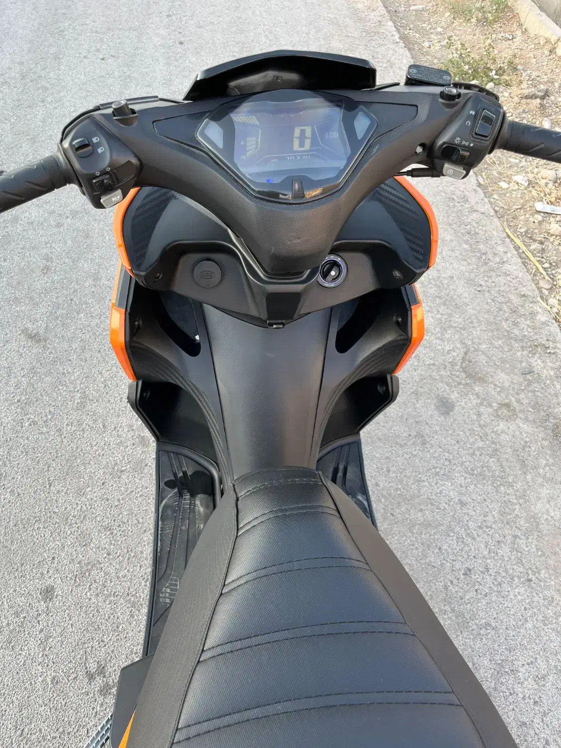 طرح آیروکس|موتورسیکلت|بروجرد, |دیوار