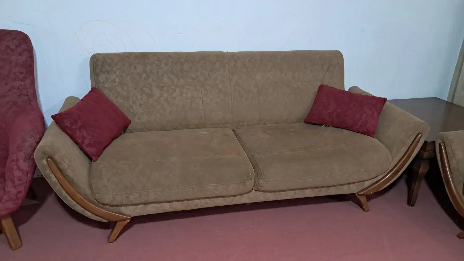 مبل ۷ نفره|مبلمان خانگی و میز عسلی|مشهد, کوشش|دیوار