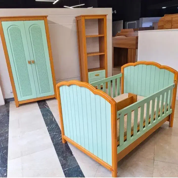تخت و کمد نوزاد نوجوان|تخت و صندلی بچه|اصفهان, عاشقآباد|دیوار
