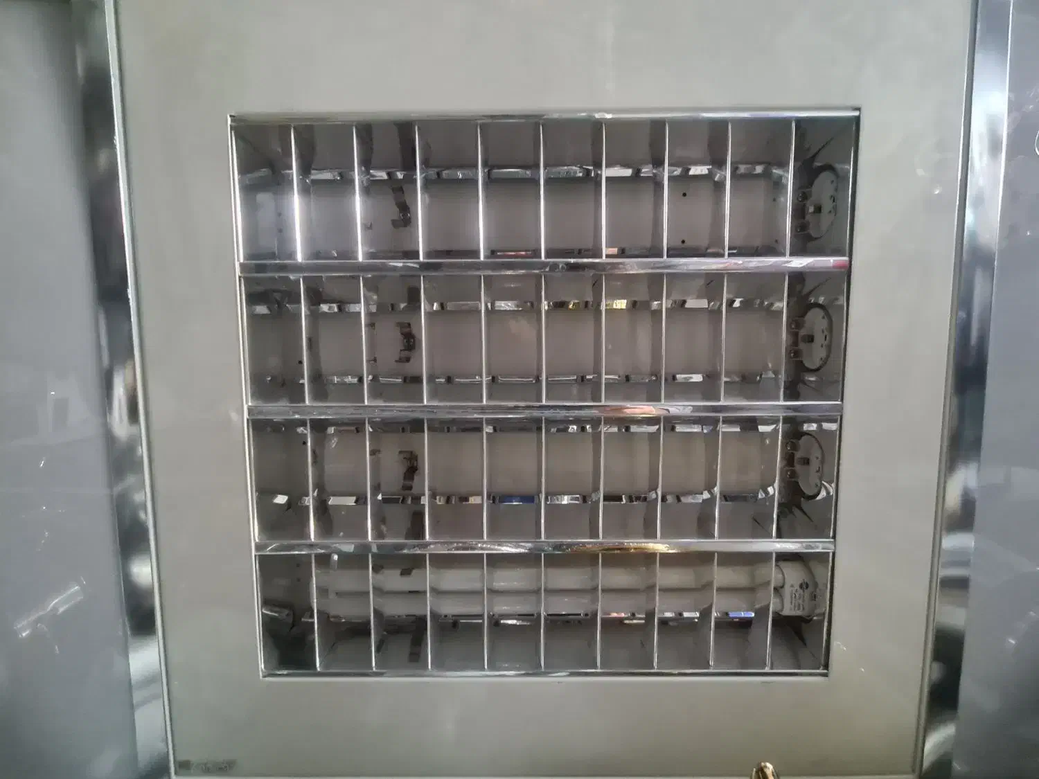 لامپ پنل سقفی ۶۰ در ۶۰|لامپ و چراغ|سنندج, |دیوار