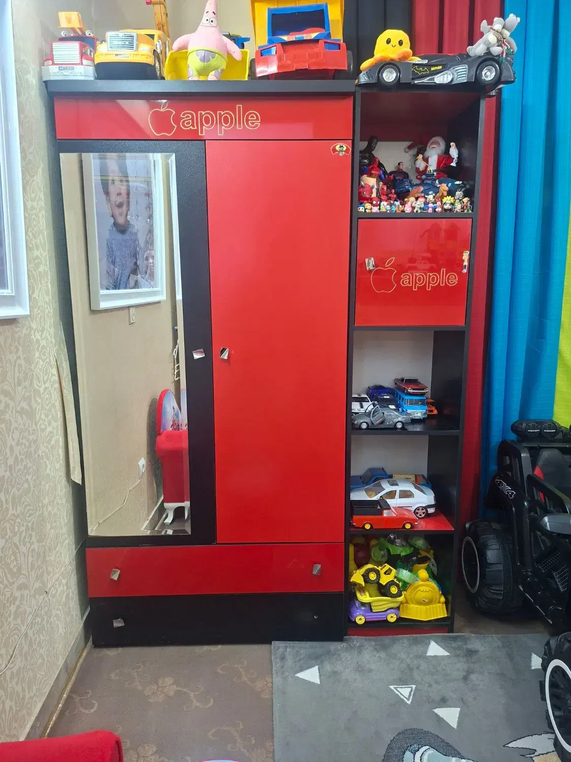 تخت و کمد نوجوان|تخت و سرویس خواب|کرج, شاهینویلا|دیوار