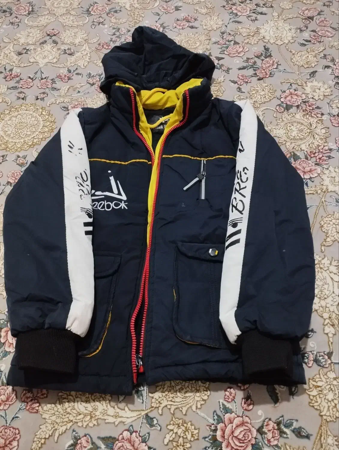 کاپشن|کفش و لباس بچه|سنندج, |دیوار