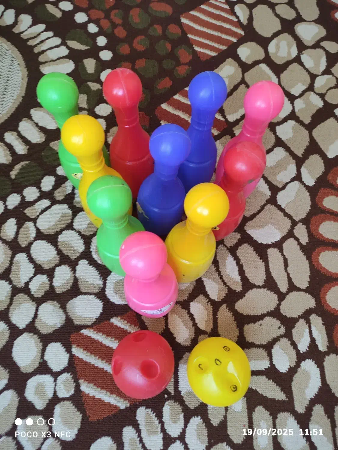 لوازم عکس فروشی به صورت توافقی|اسباببازی|تربت جام, مسکن مهر|دیوار