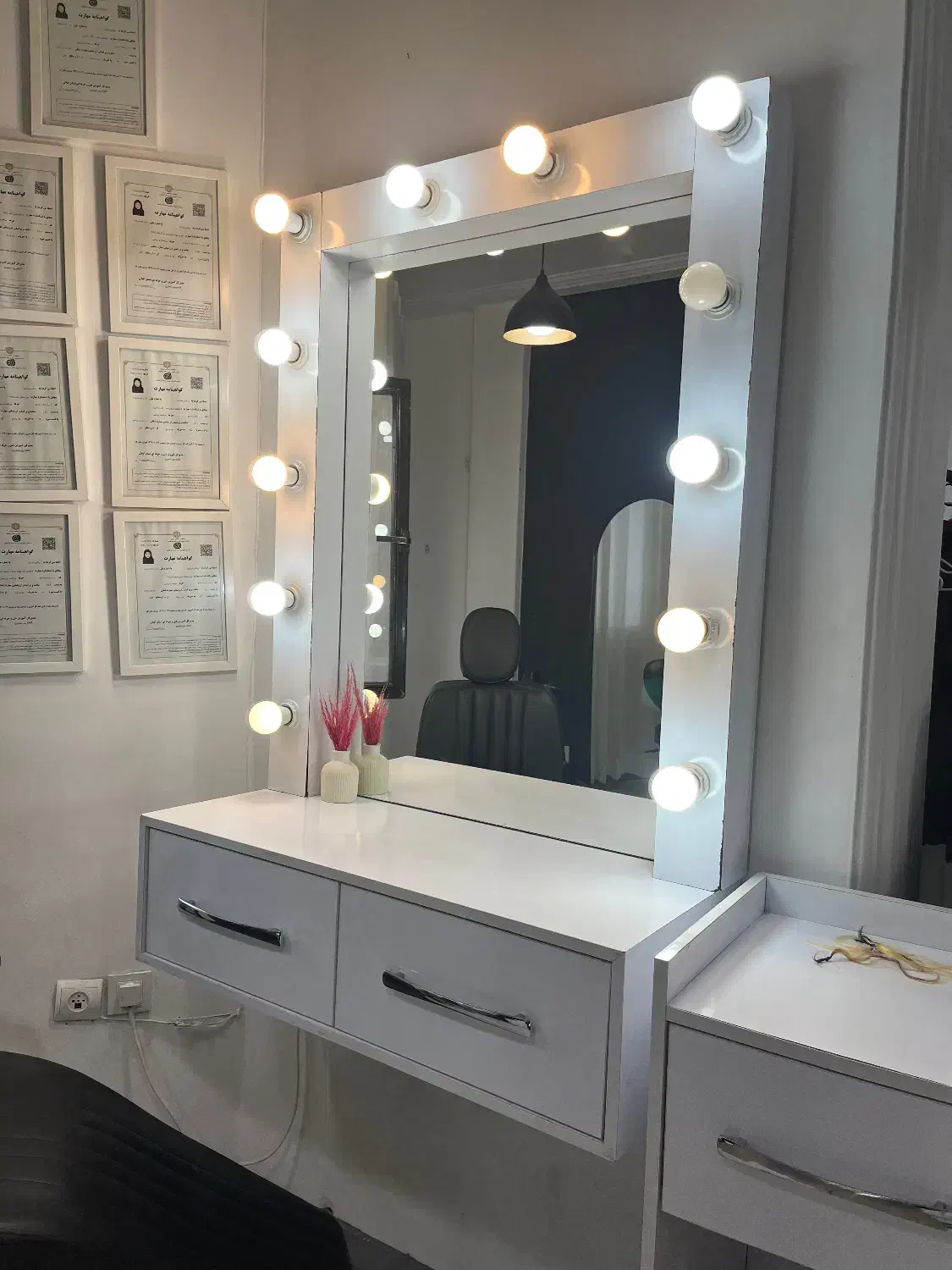 وسایل ارایشگاه|آرایشگاه و سالن‌های زیبایی|رشت, معلم|دیوار