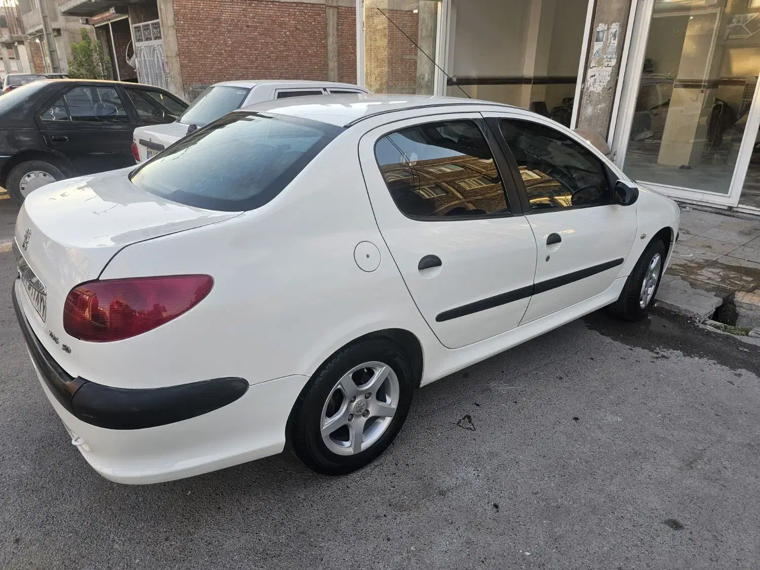 206 اوتومات کم کار|خودرو سواری و وانت|میاندوآب, |دیوار